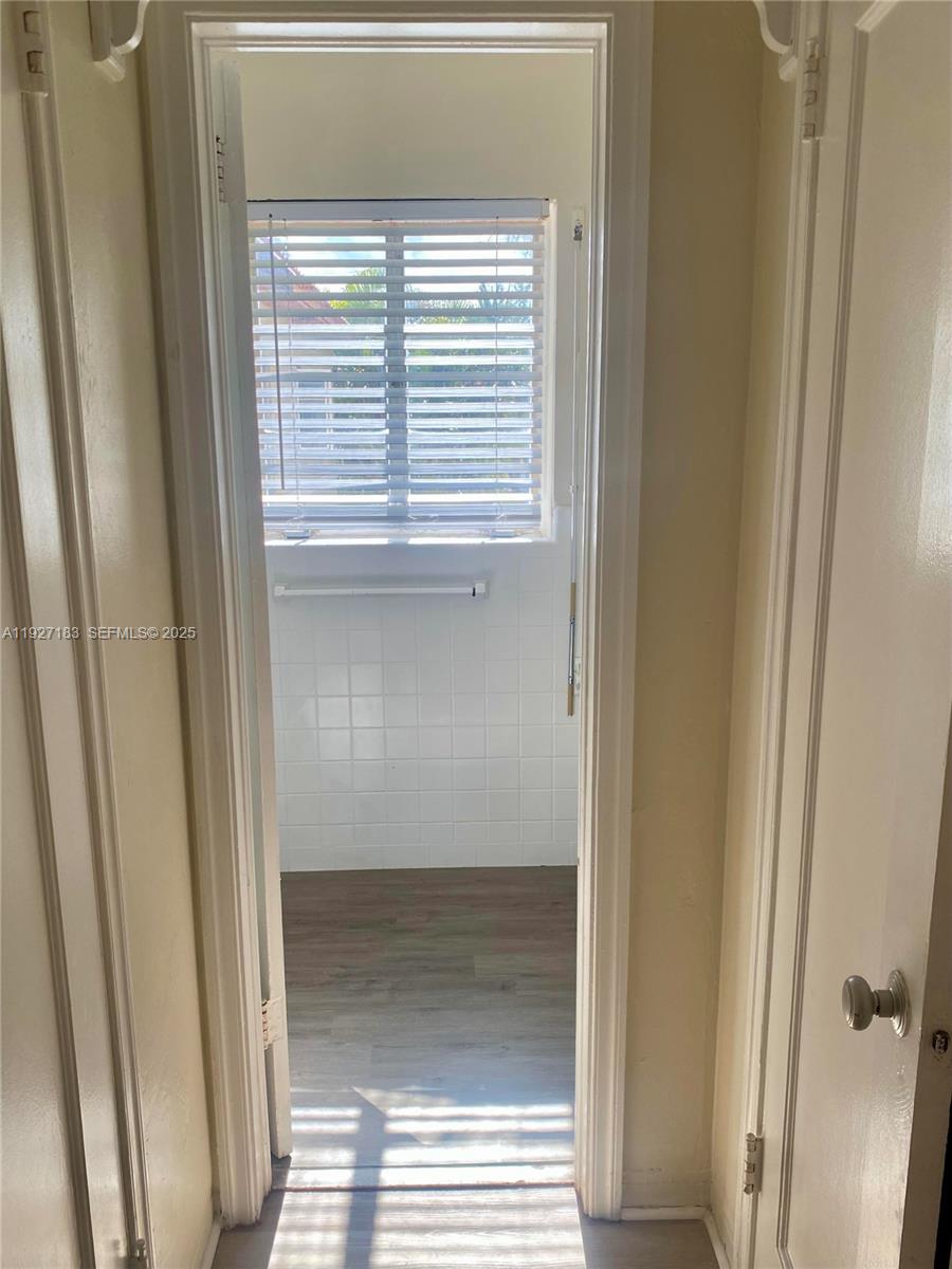 SHORES PLAZA WEST CONDO - Residential Lease