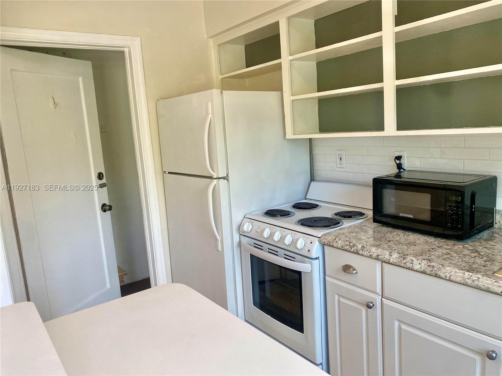 SHORES PLAZA WEST CONDO - Residential Lease