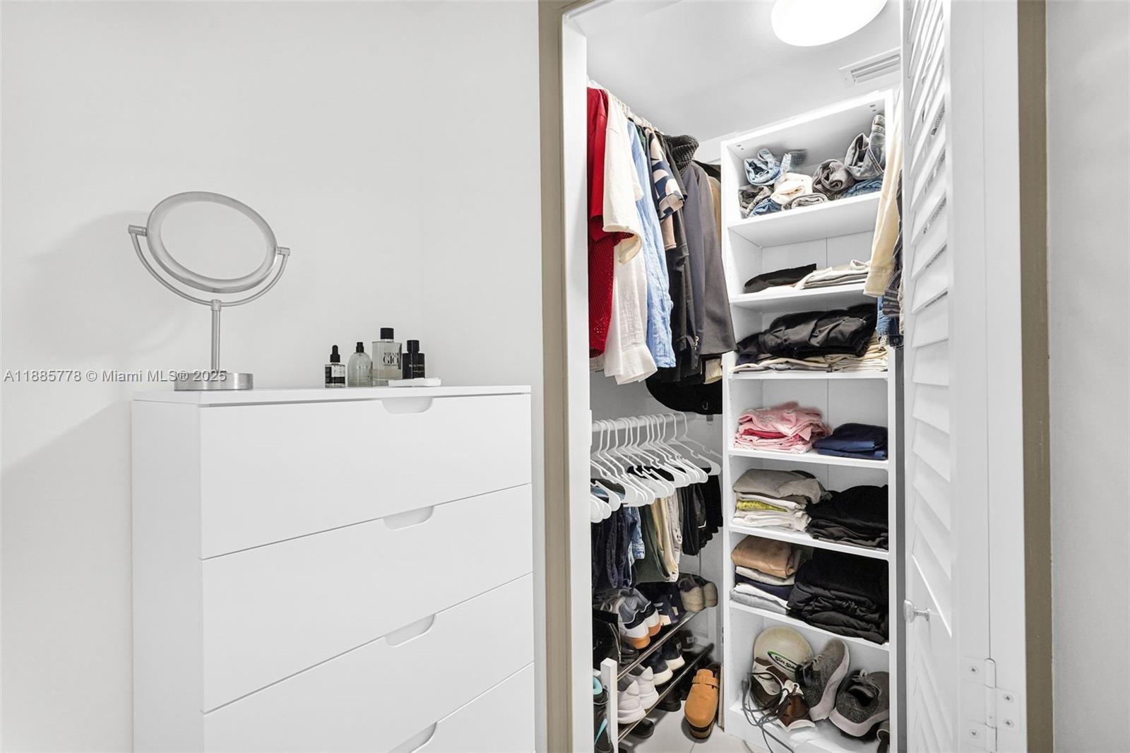 OPERA TOWER CONDO - Residential