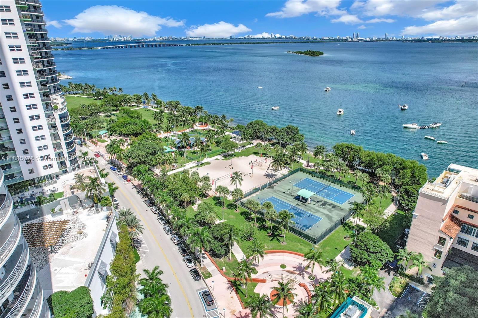 OPERA TOWER CONDO - Residential