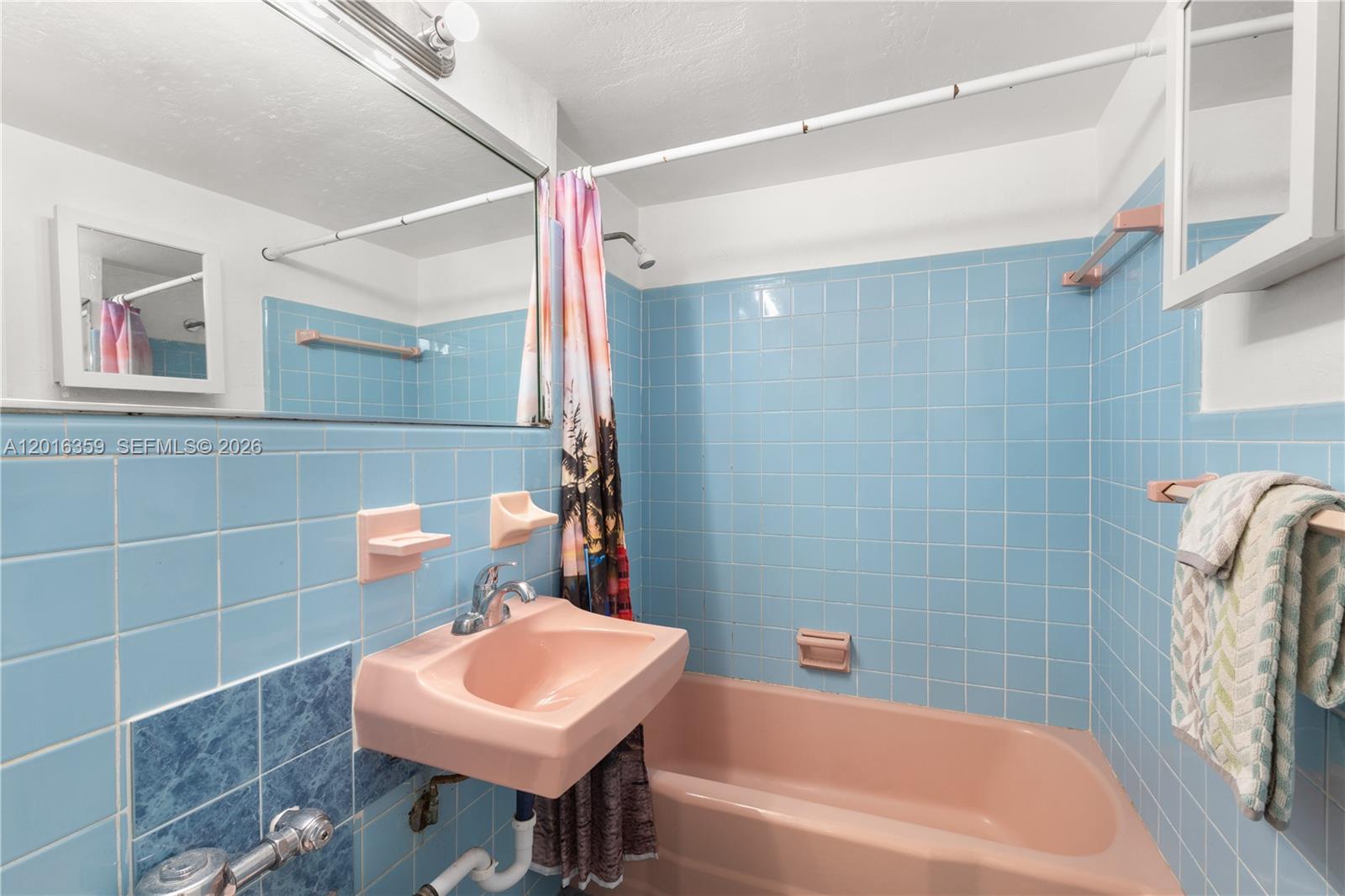 THE MANTELL CONDO - Residential