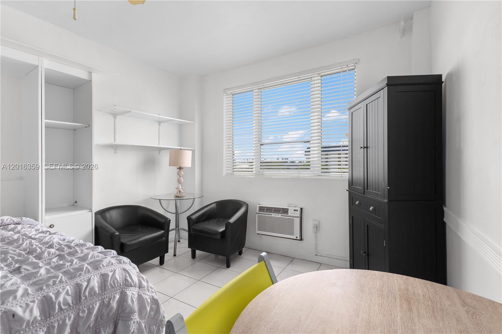 THE MANTELL CONDO - Residential