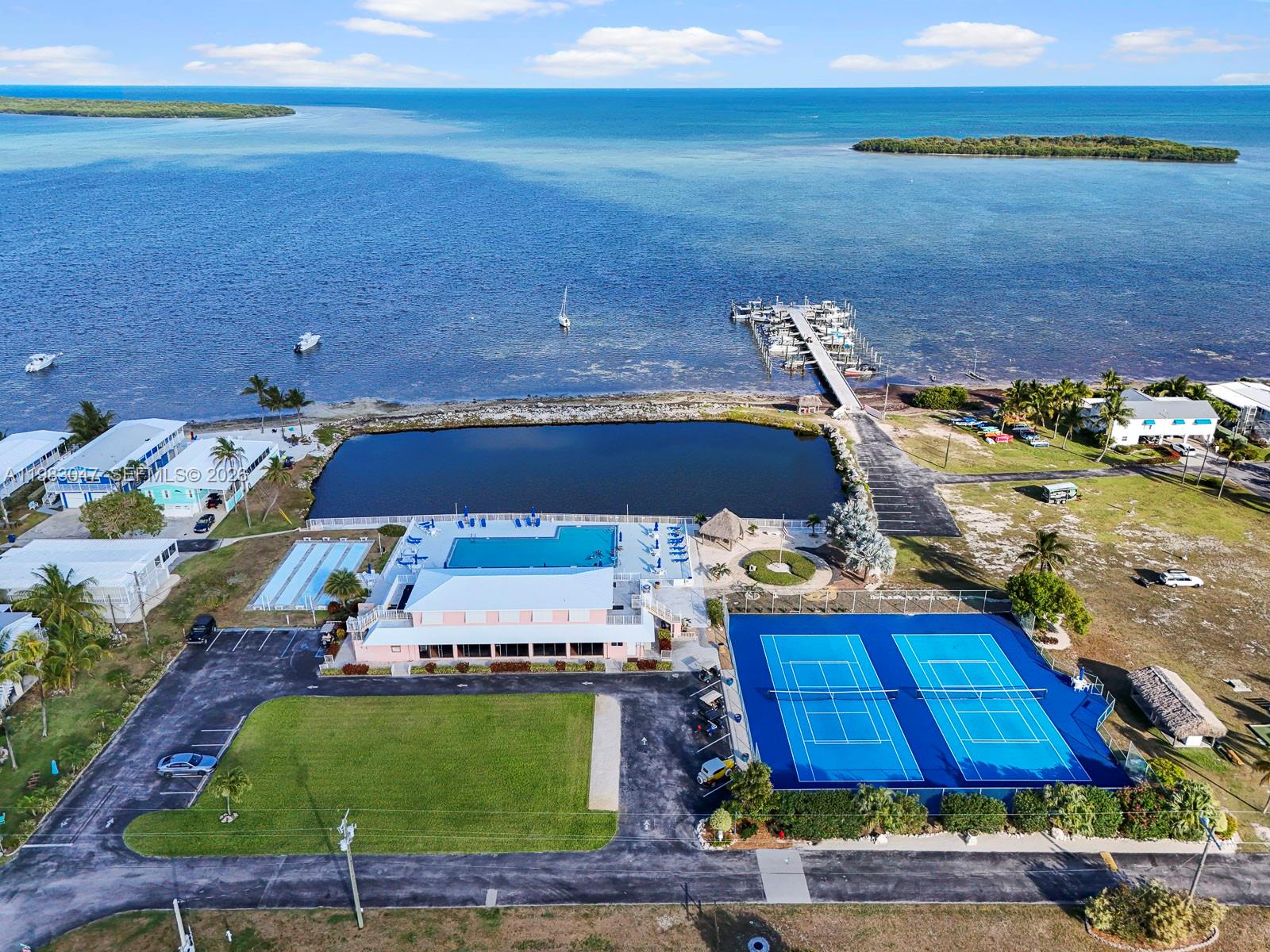 SILVER SHORES MOBILE HOME - Residential Lease