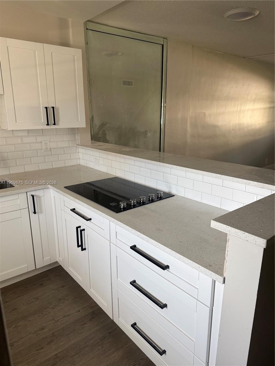 APRIL BREEZE CONDO - Residential Lease