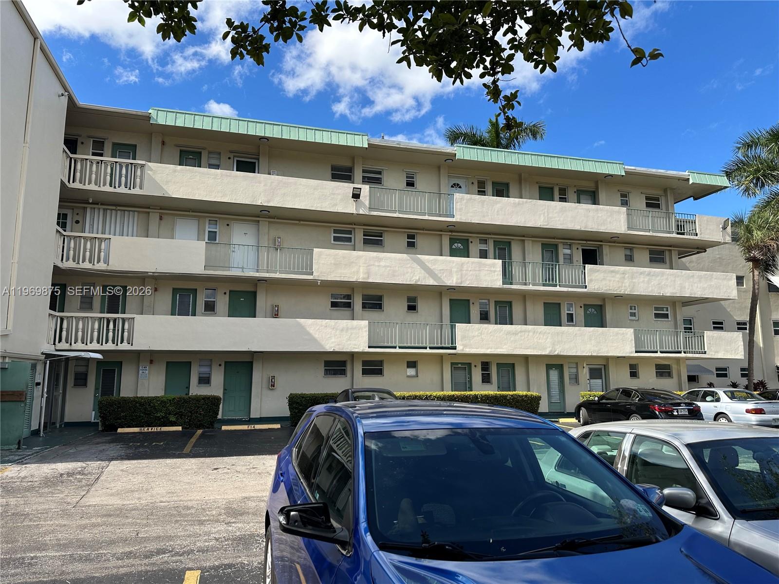 APRIL BREEZE CONDO - Residential Lease