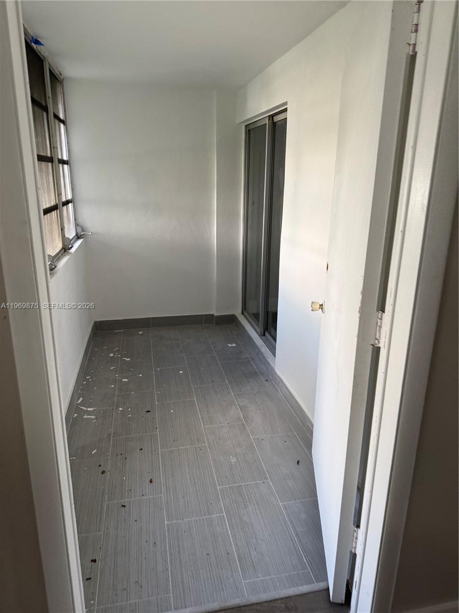 APRIL BREEZE CONDO - Residential Lease