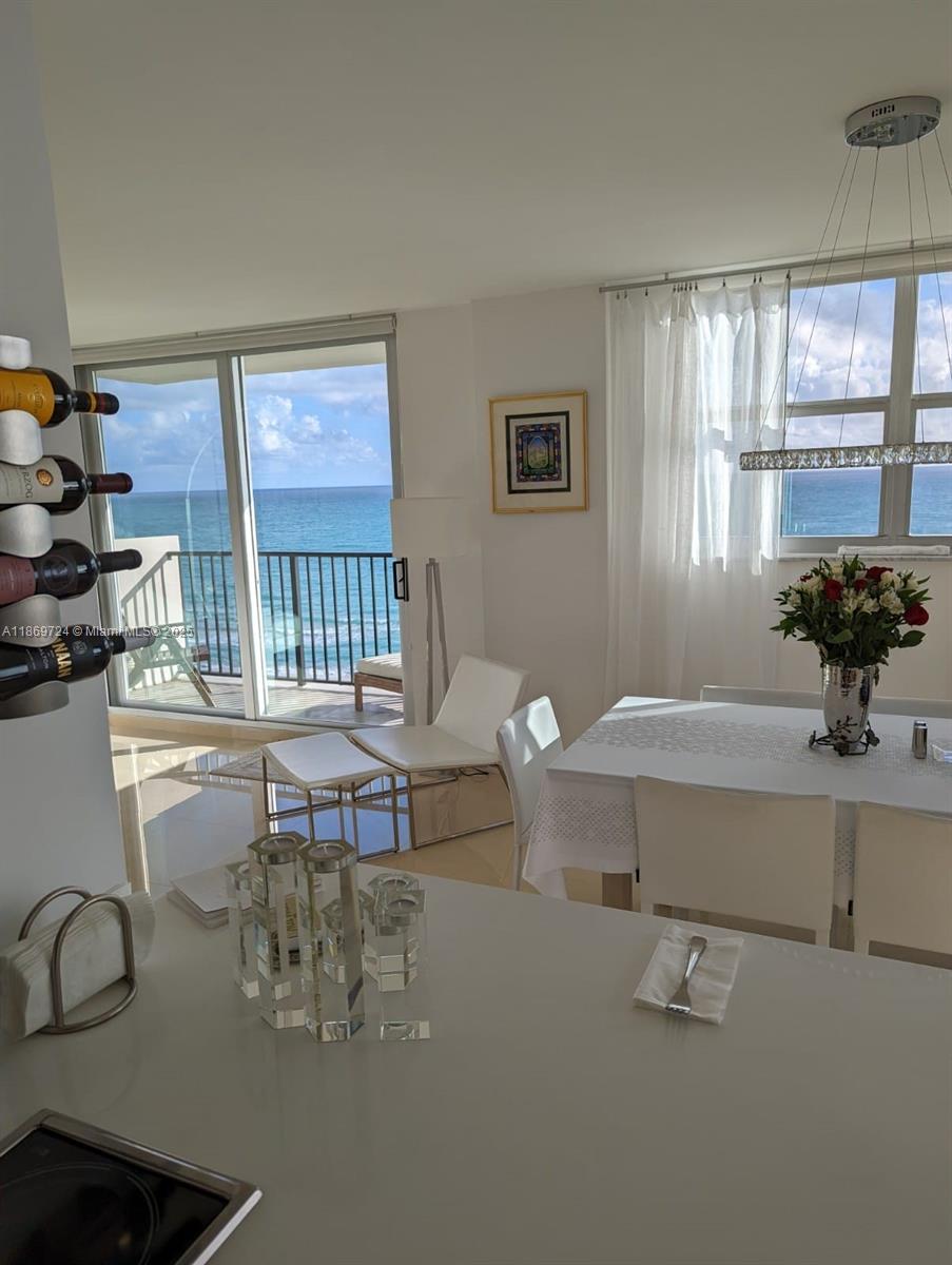 MANATEE CONDO - Residential Lease