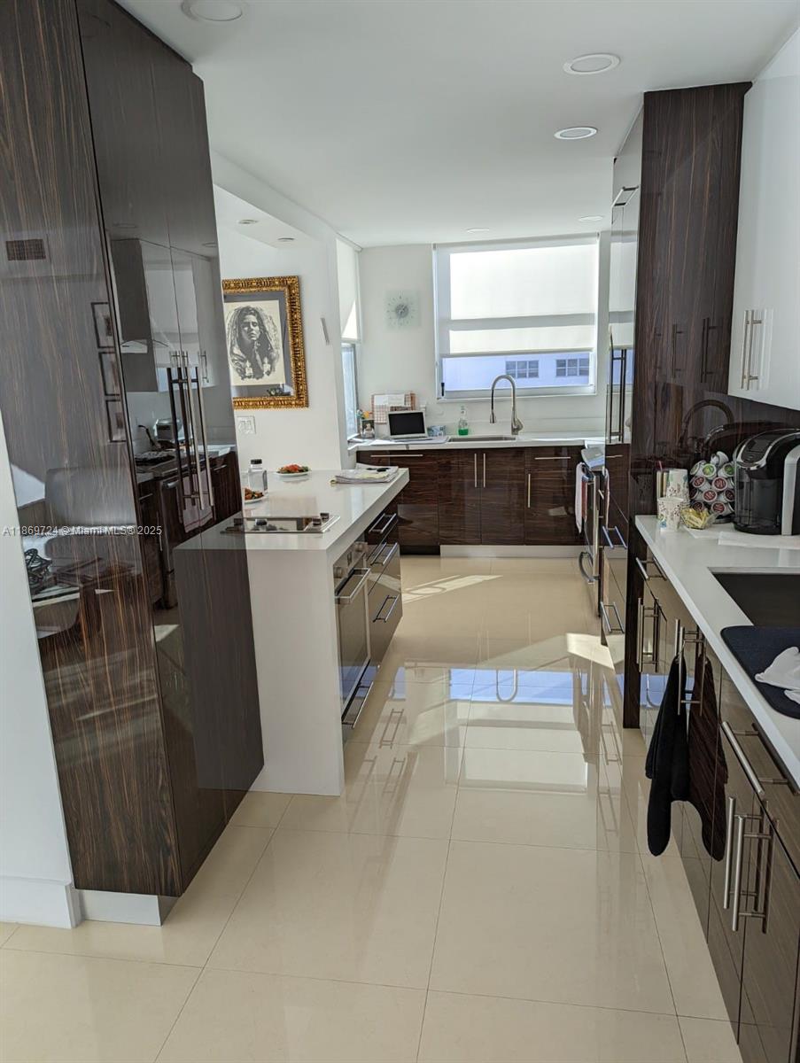 MANATEE CONDO - Residential Lease