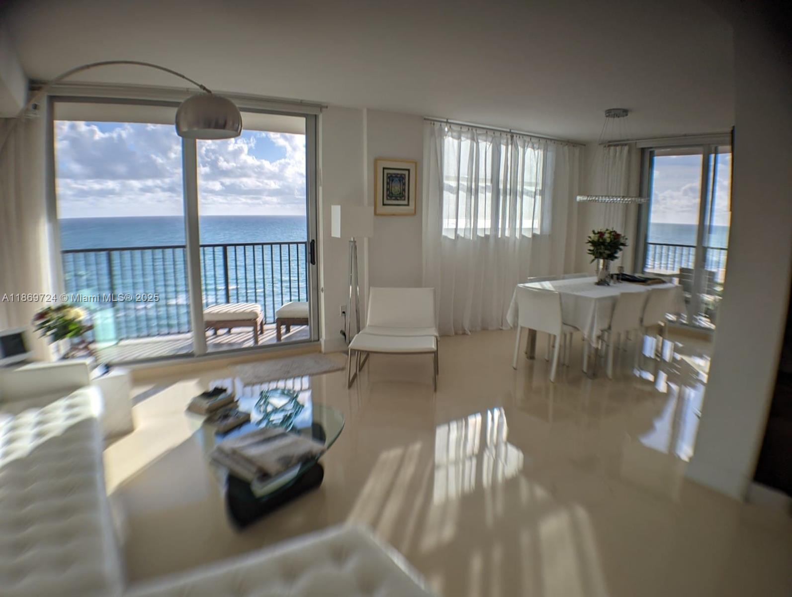 MANATEE CONDO - Residential Lease