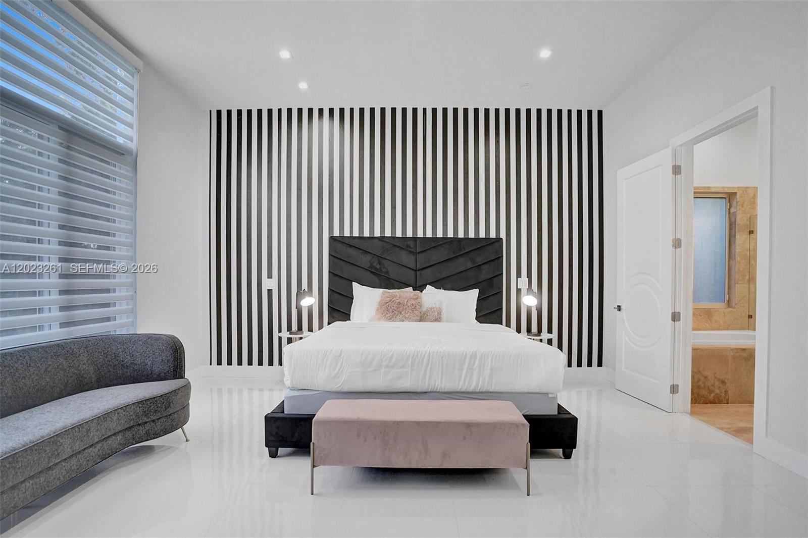 OAKLANE 1ST ADD - Residential