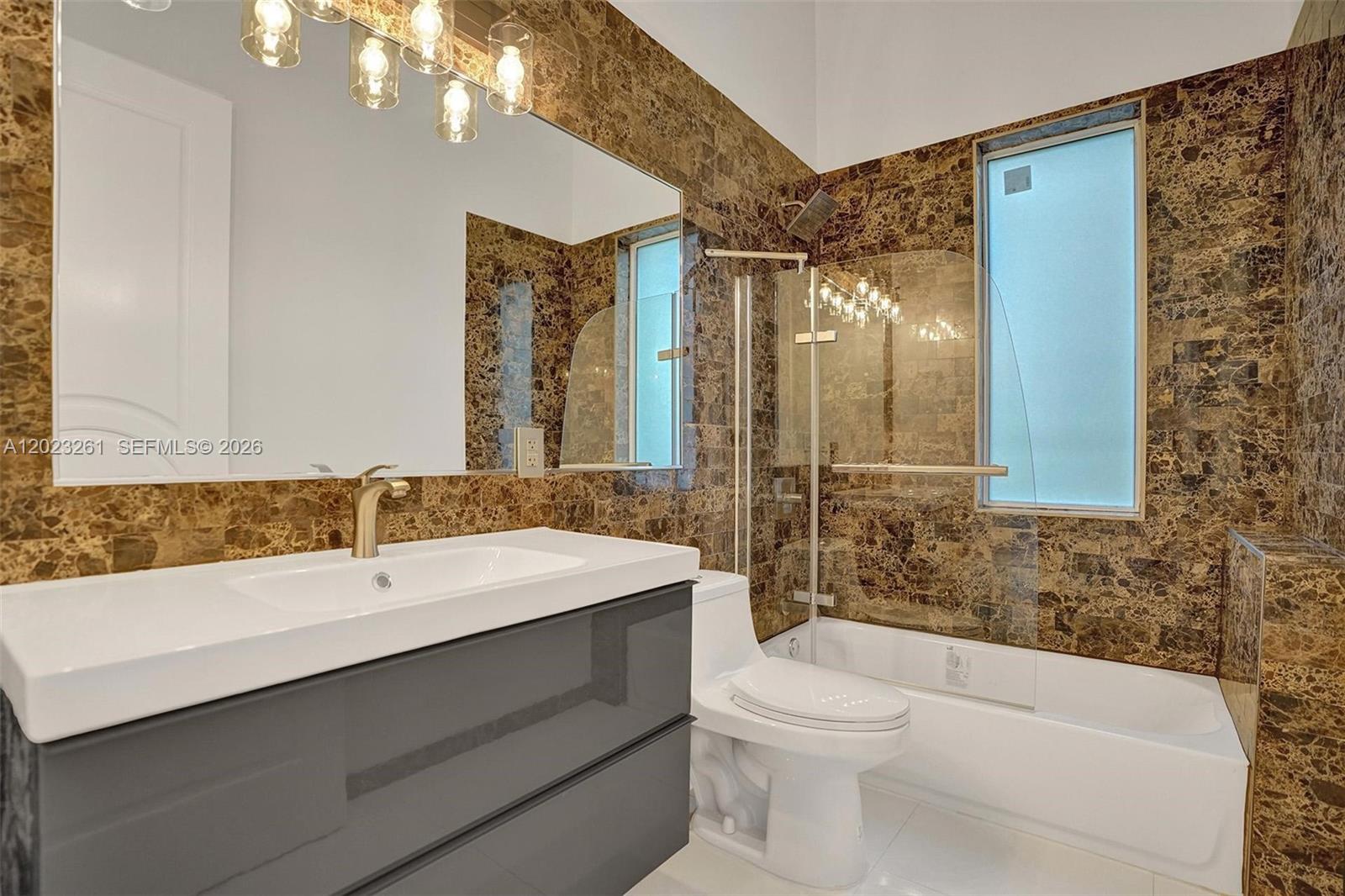 OAKLANE 1ST ADD - Residential