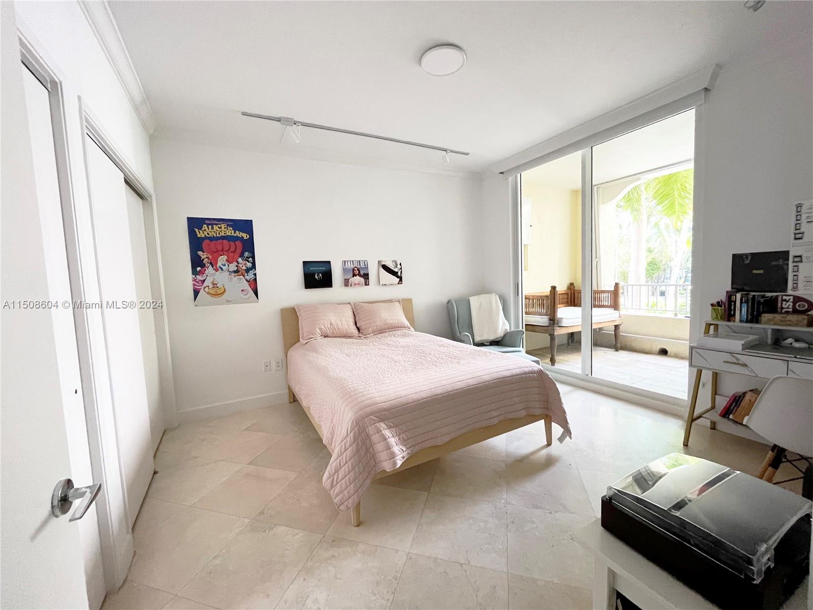 LAKE VILLA ONE CONDO - Residential