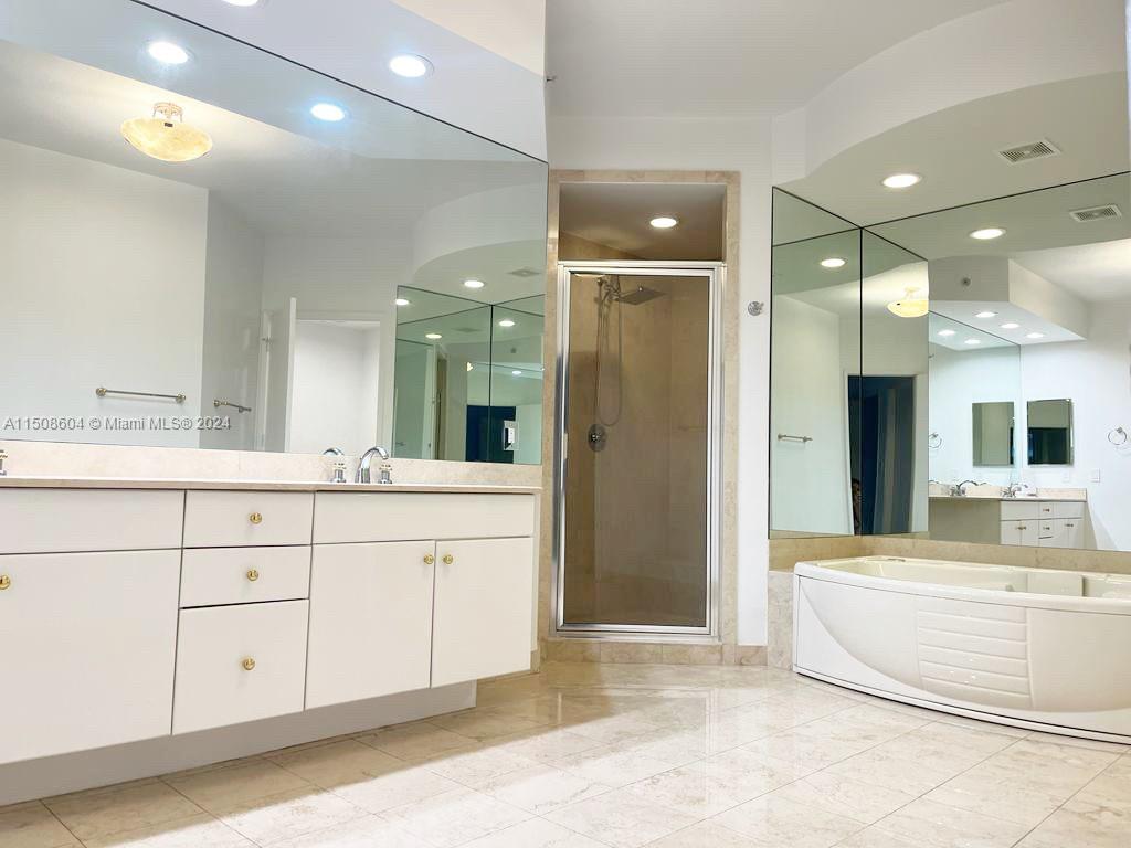 LAKE VILLA ONE CONDO - Residential