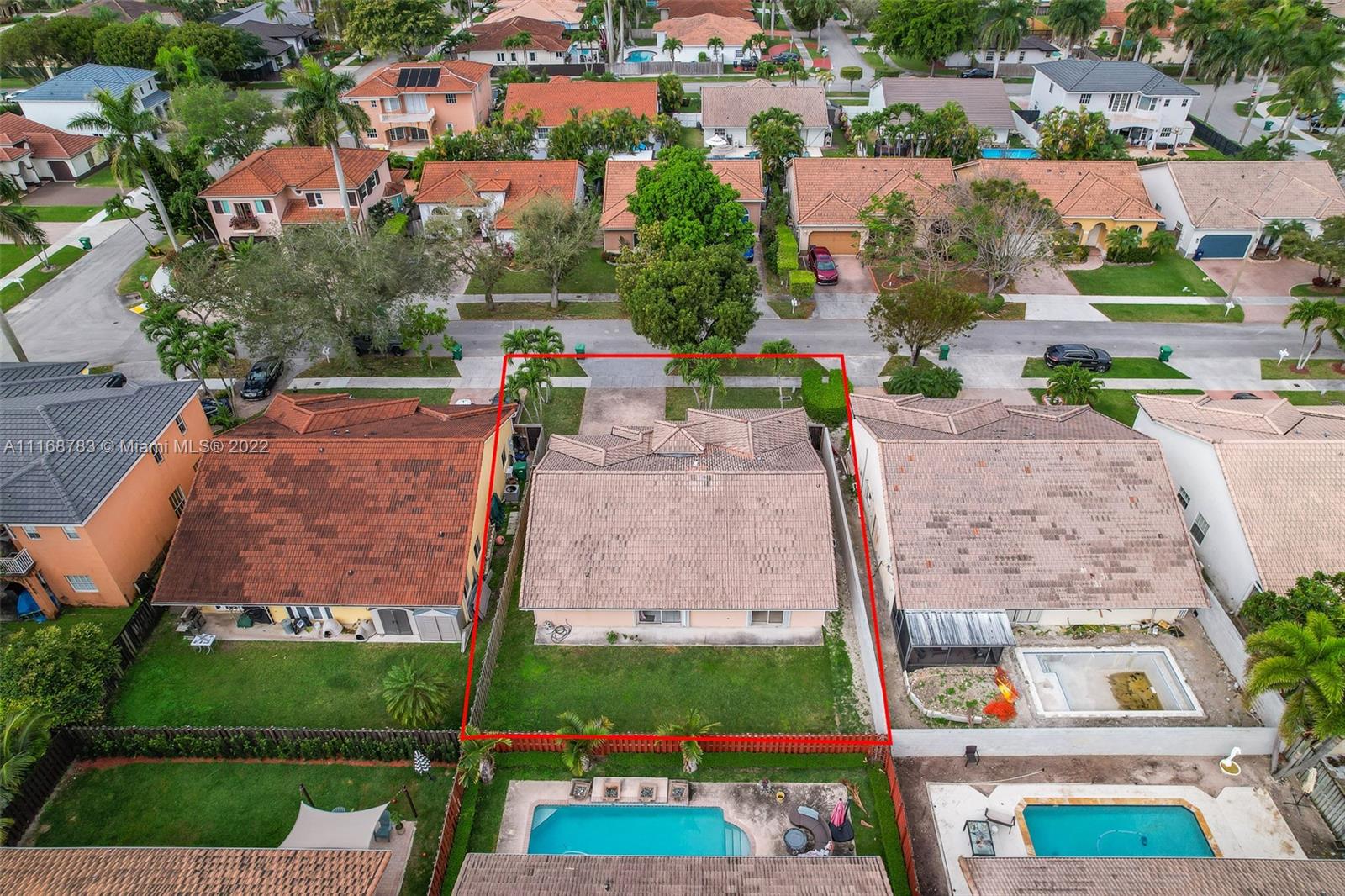 REVISED PLAT OF HAMMOCKS - Residential