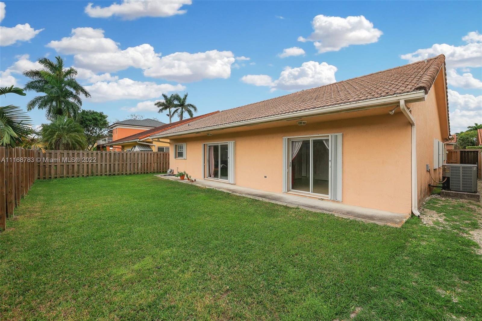 REVISED PLAT OF HAMMOCKS - Residential