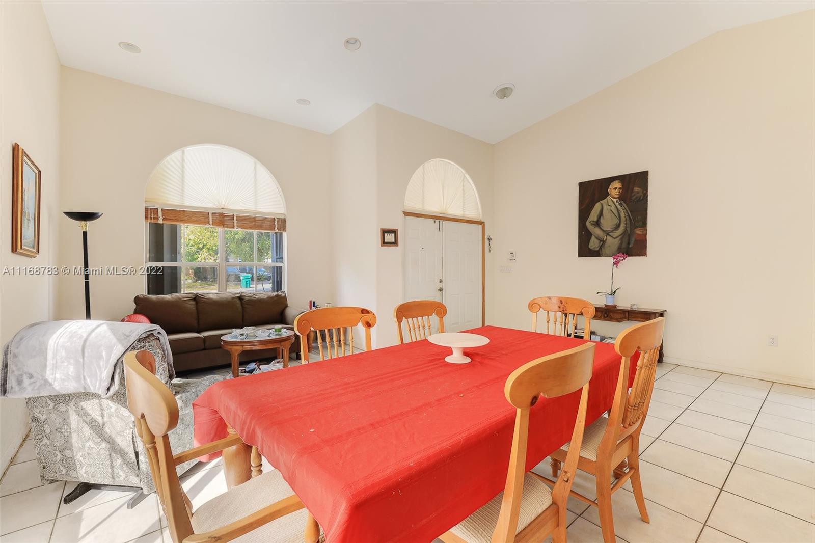 REVISED PLAT OF HAMMOCKS - Residential