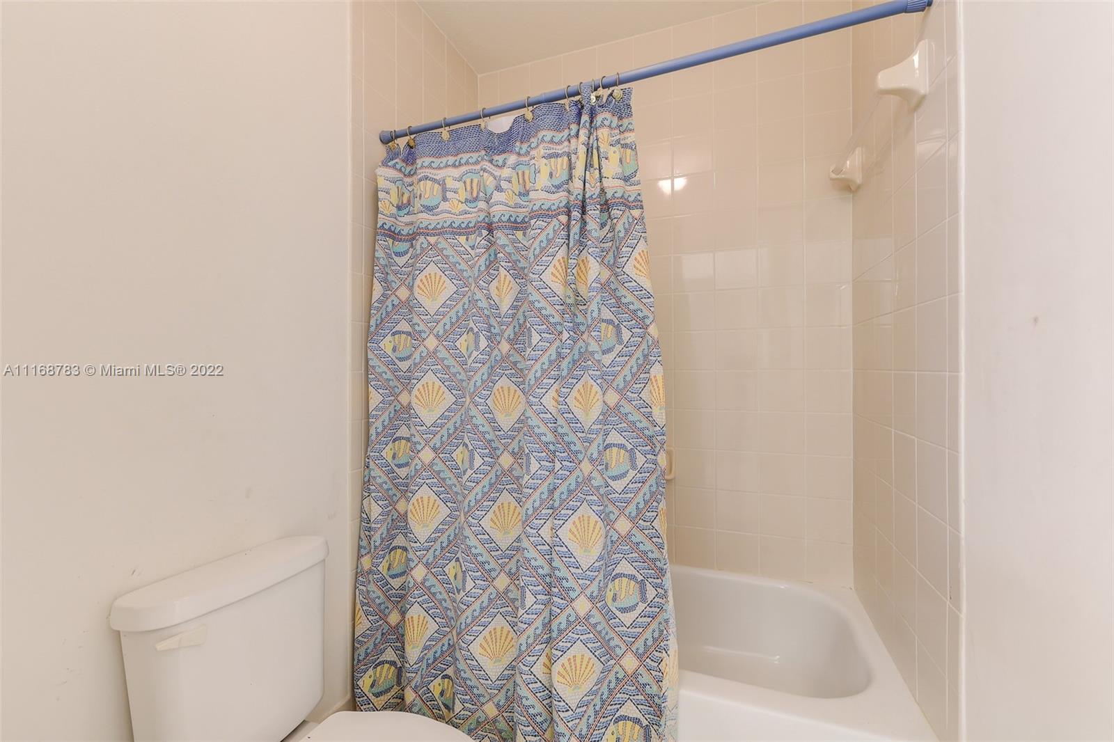 REVISED PLAT OF HAMMOCKS - Residential