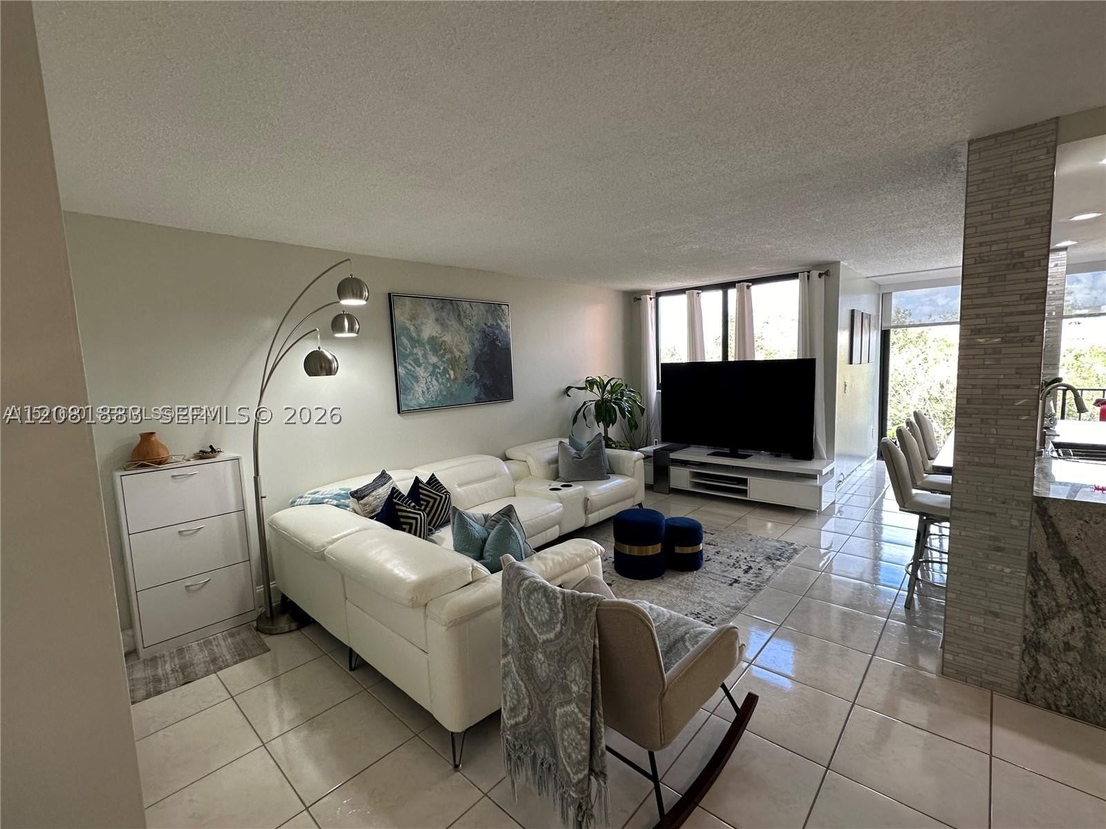 9410 W Flagler St 410, Miami FL 33174