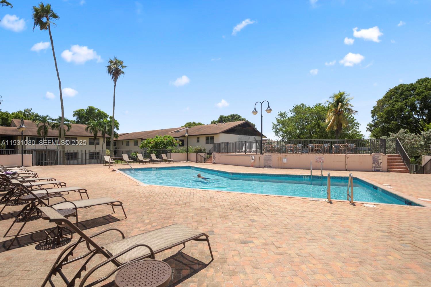 LAURELS AT MARGATE - Residential