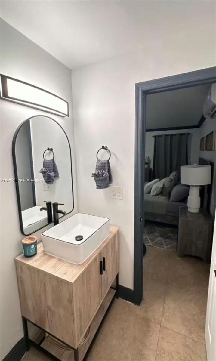 HIALEAH 13TH ADDN AMD PL - Residential