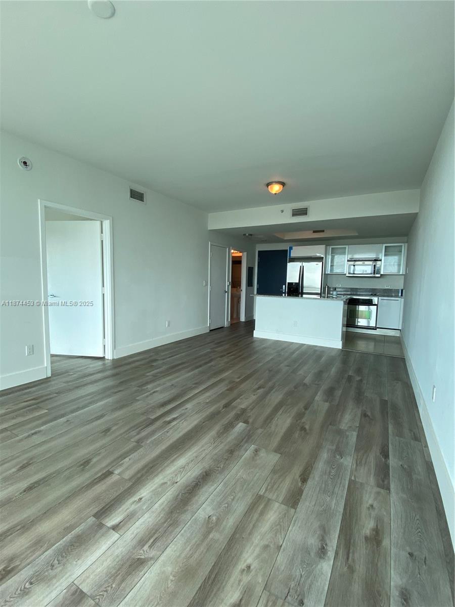 888 Biscayne Blvd 911