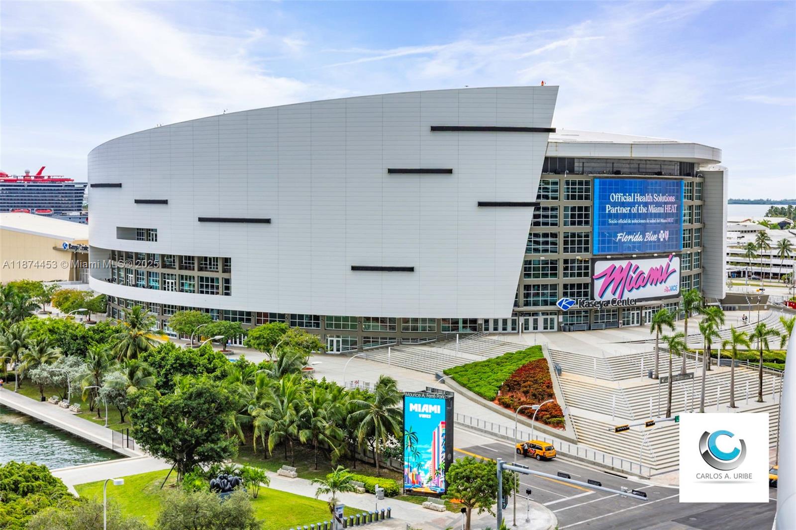 888 Biscayne Blvd 911