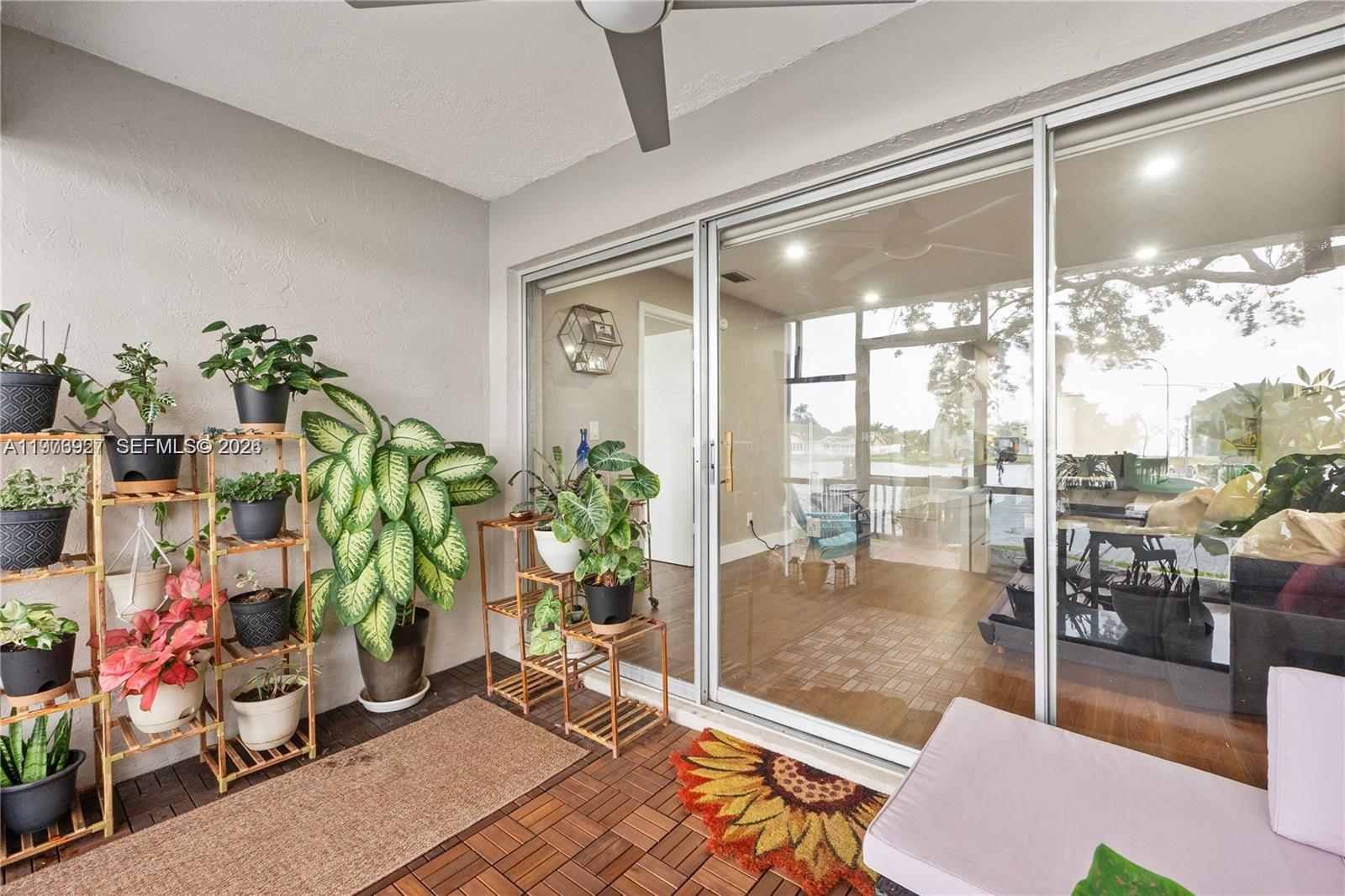 LAKEWOOD EAST SEC 1 - Residential Lease