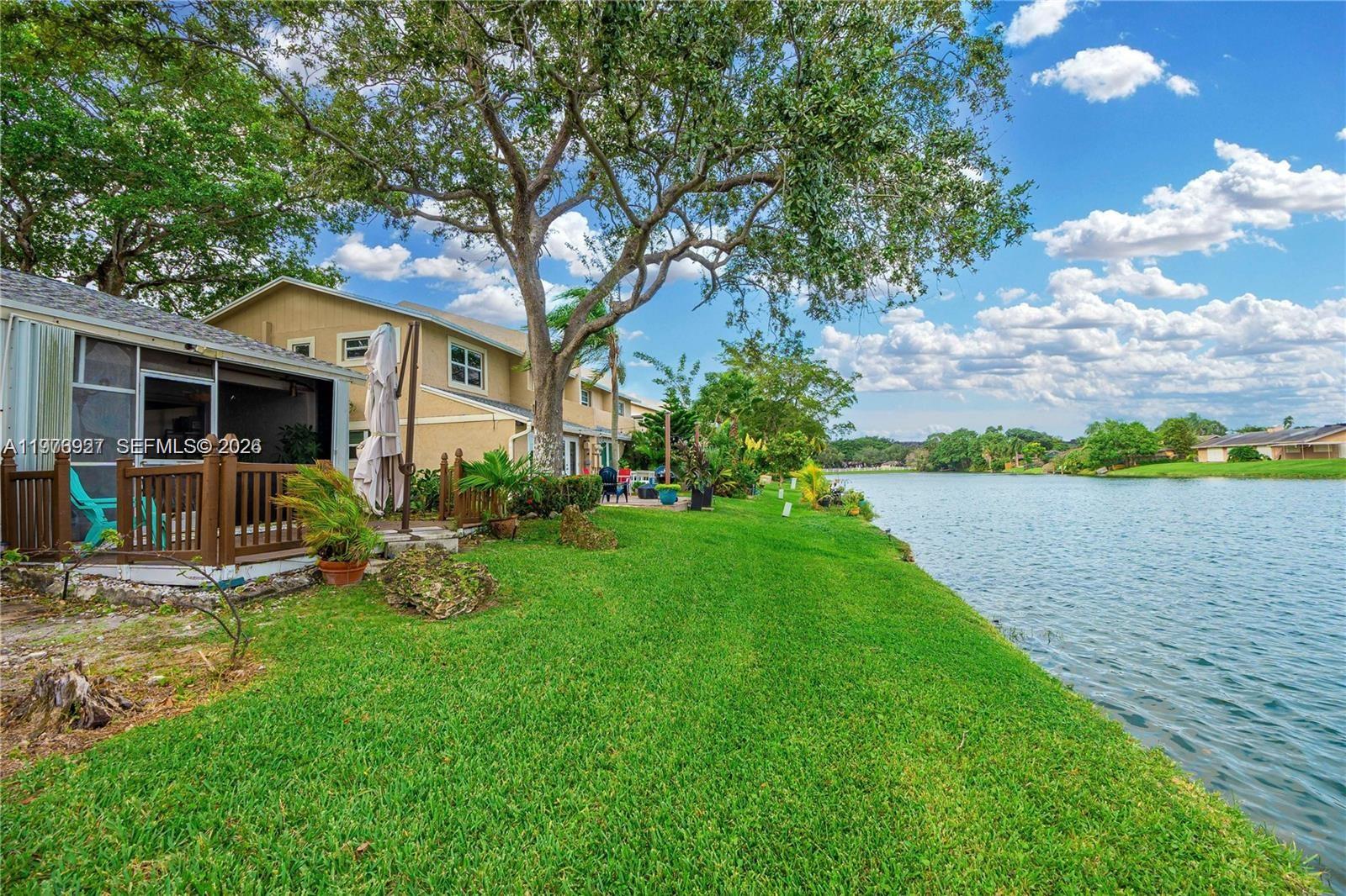 LAKEWOOD EAST SEC 1 - Residential Lease