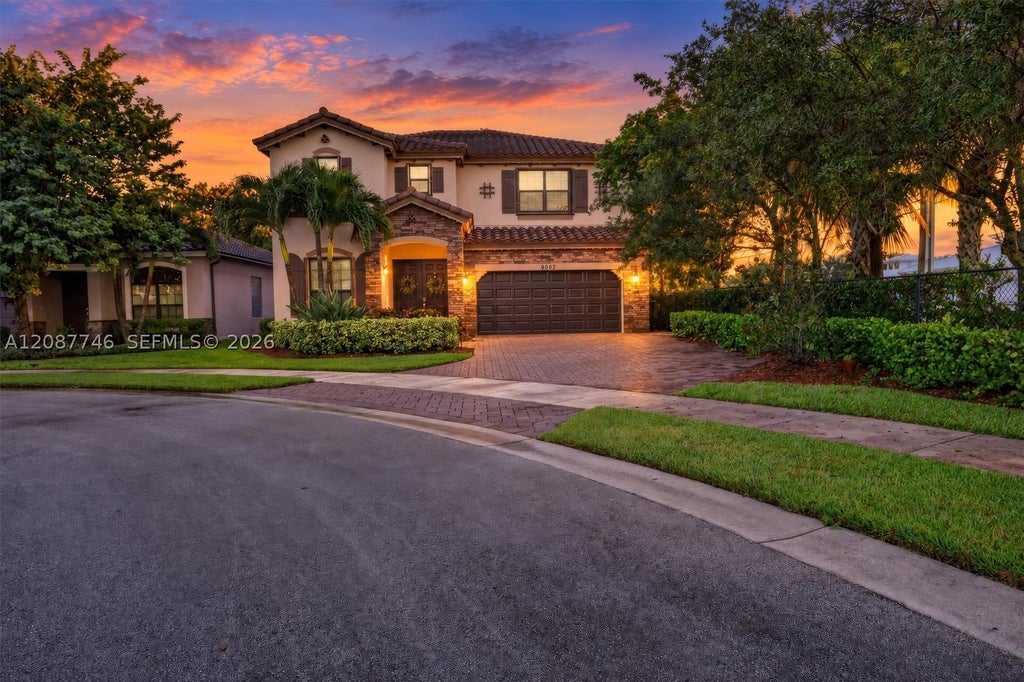 Photo of 9062 Gulf Cove Dr, Lake Worth, FL 33467 (MLS # A12087746)