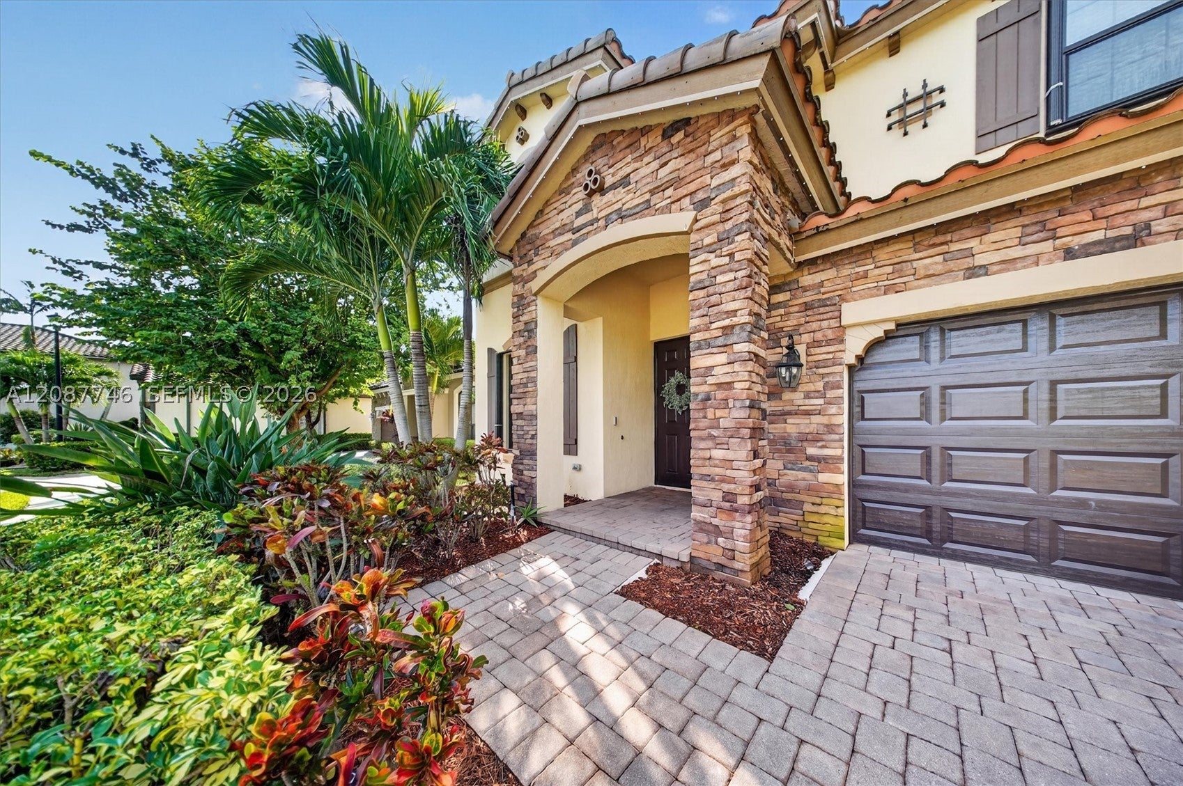 9062 Gulf Cove Dr