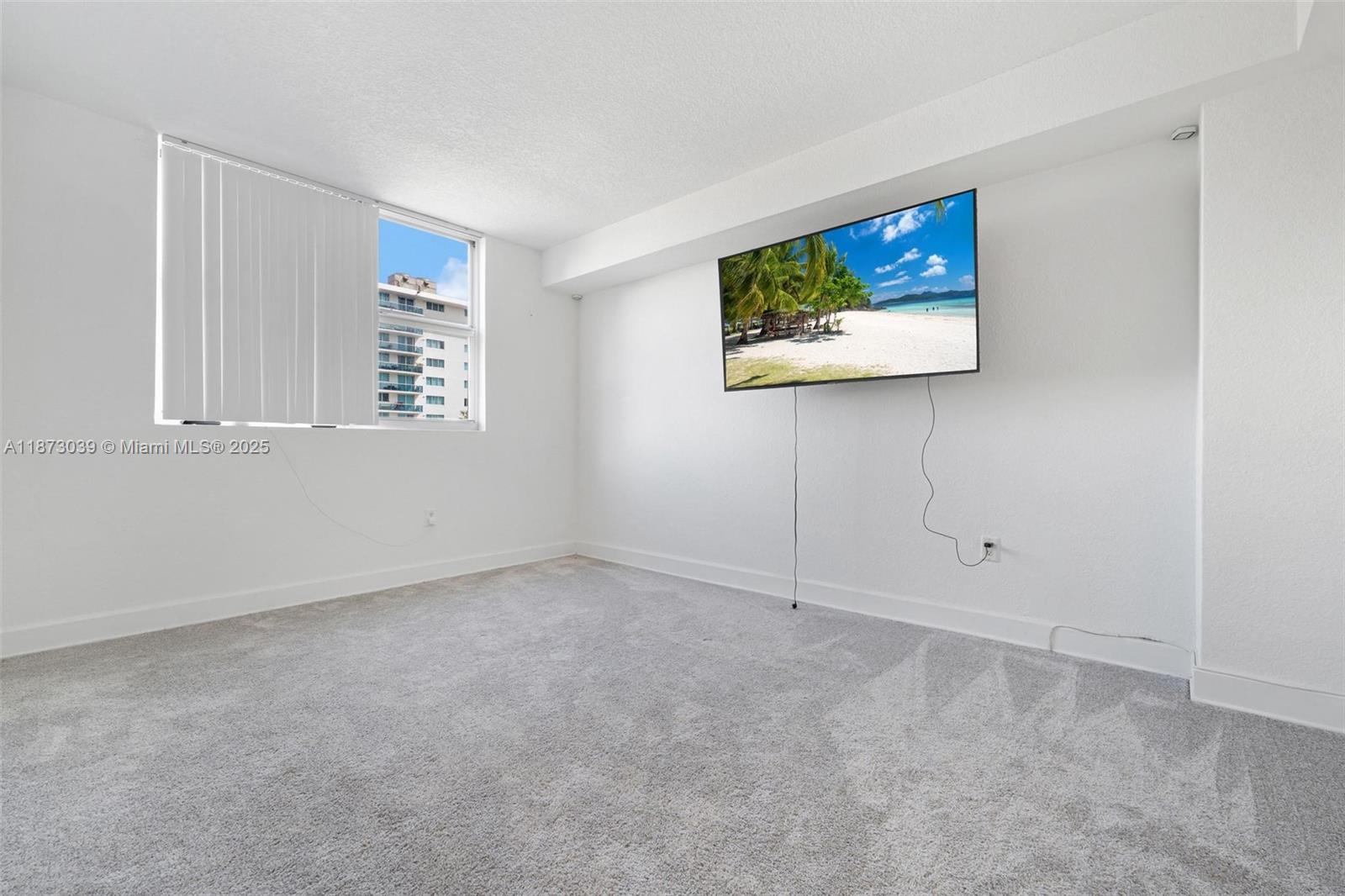 TREASURES ON THE BAY II C - Residential