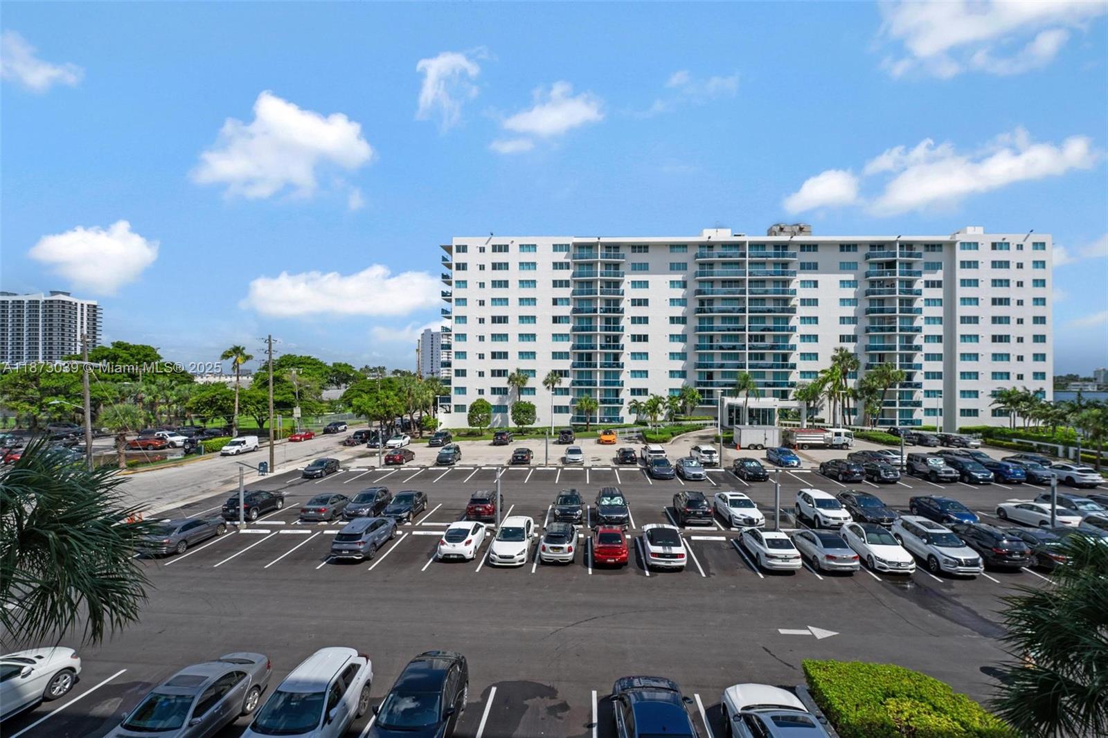 TREASURES ON THE BAY II C - Residential