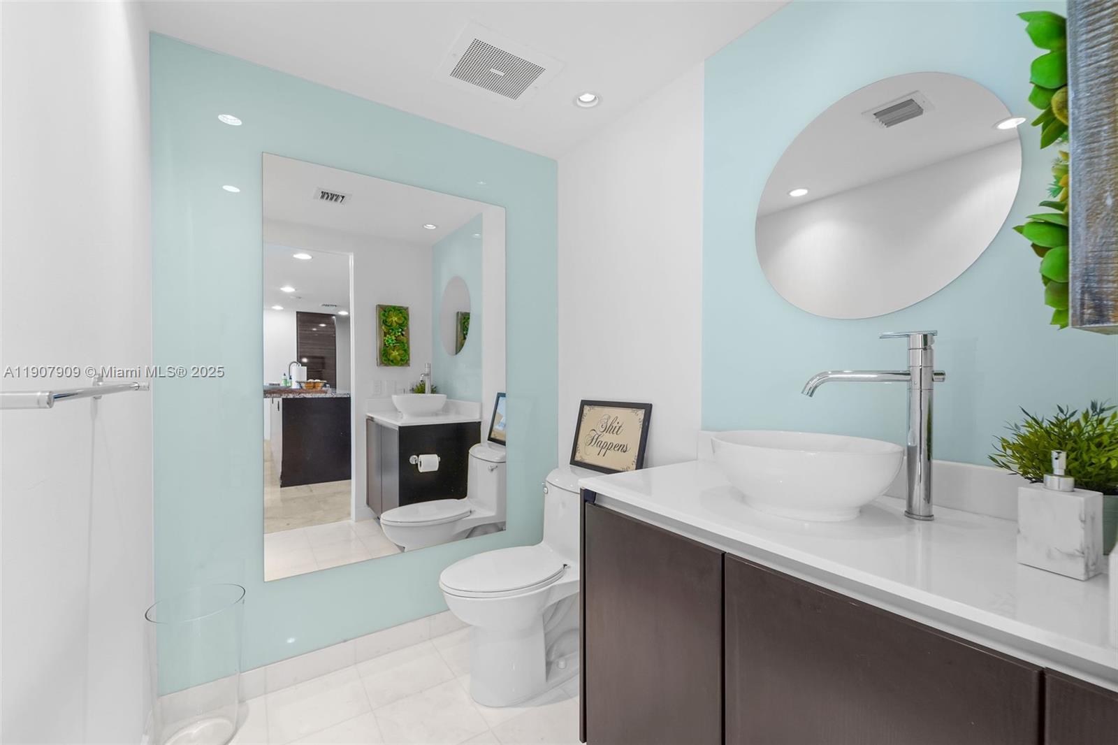 ONYX ON THE BAY CONDO - Residential Lease