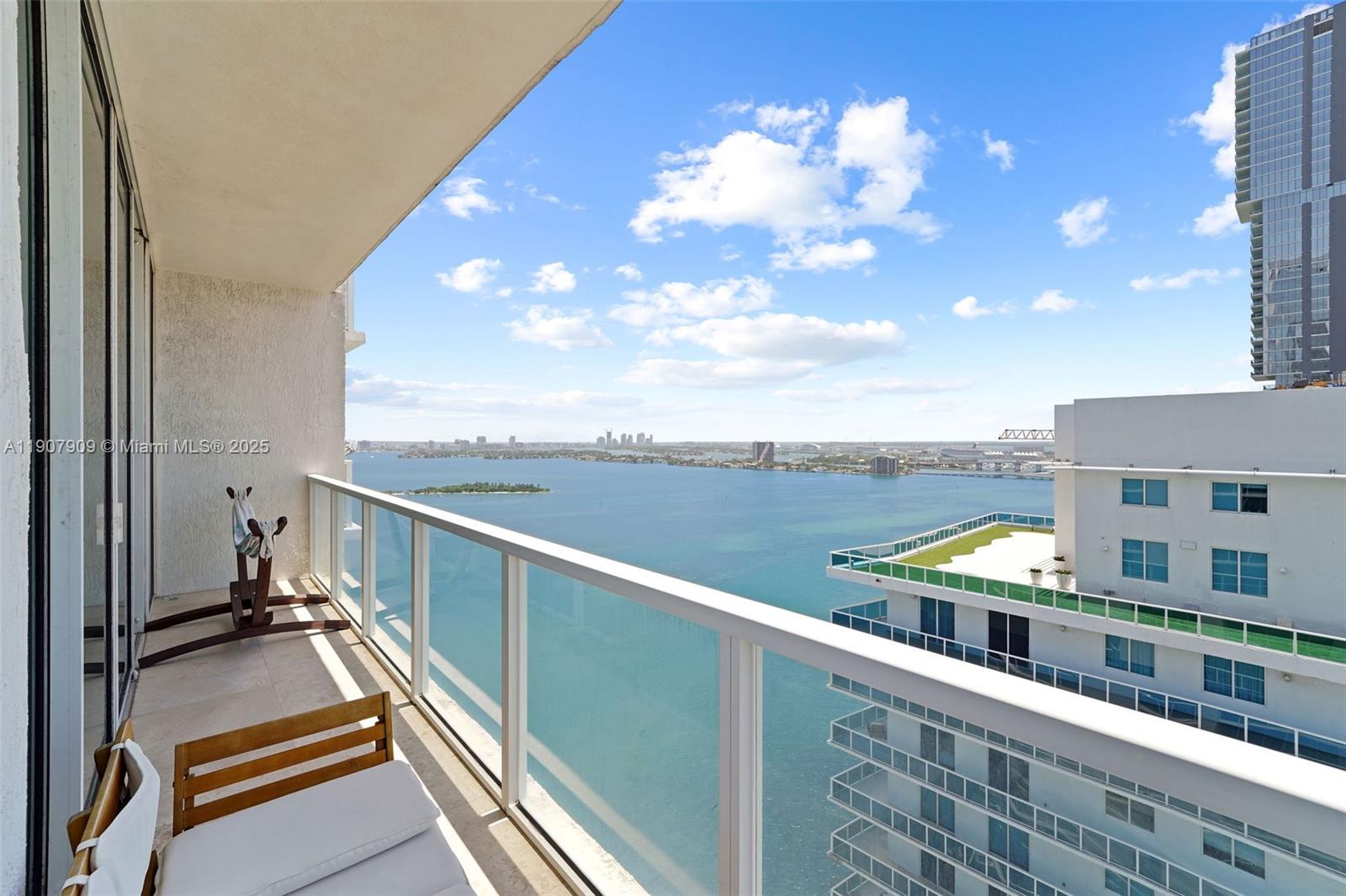 ONYX ON THE BAY CONDO - Residential Lease