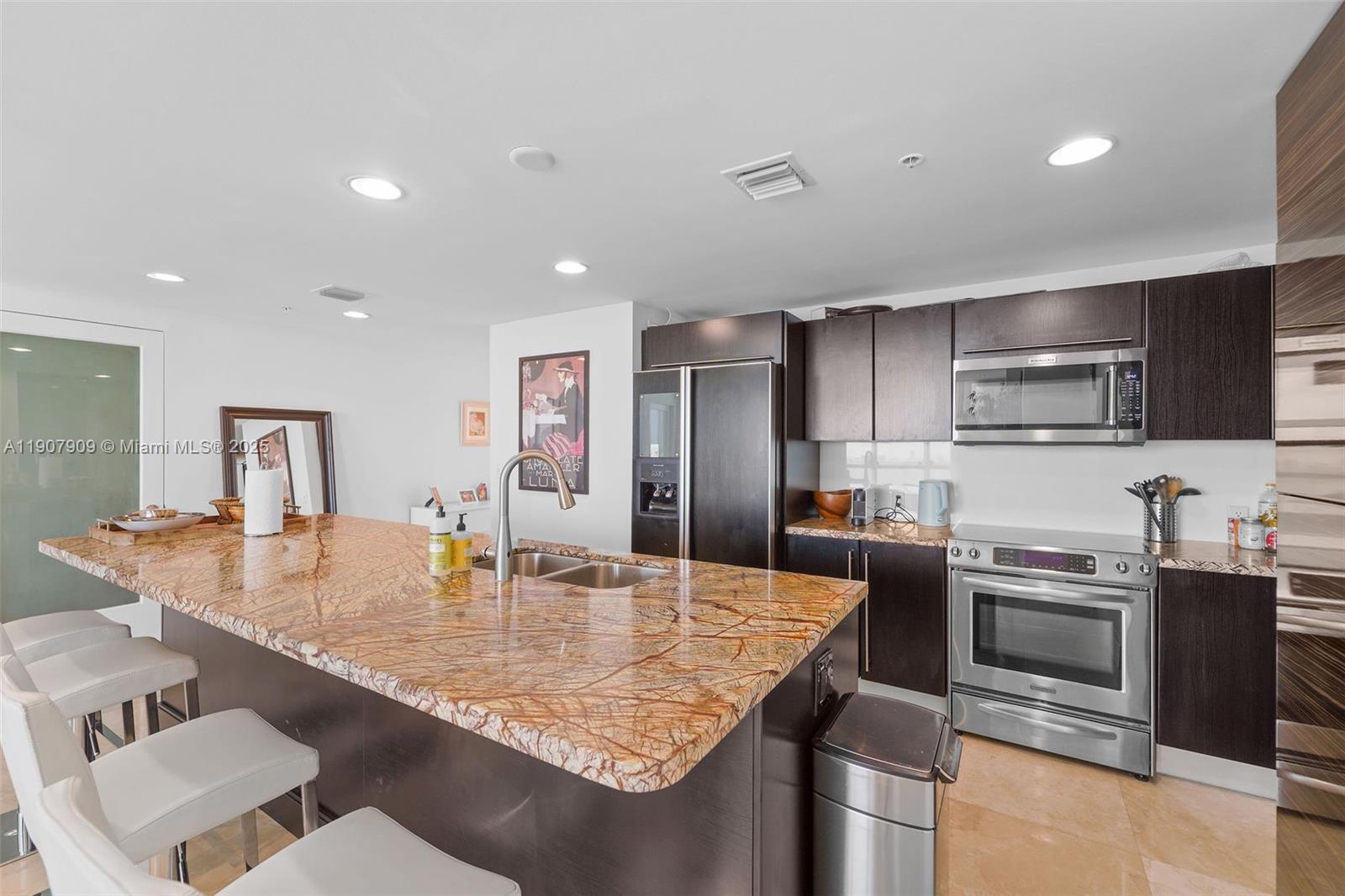 ONYX ON THE BAY CONDO - Residential Lease