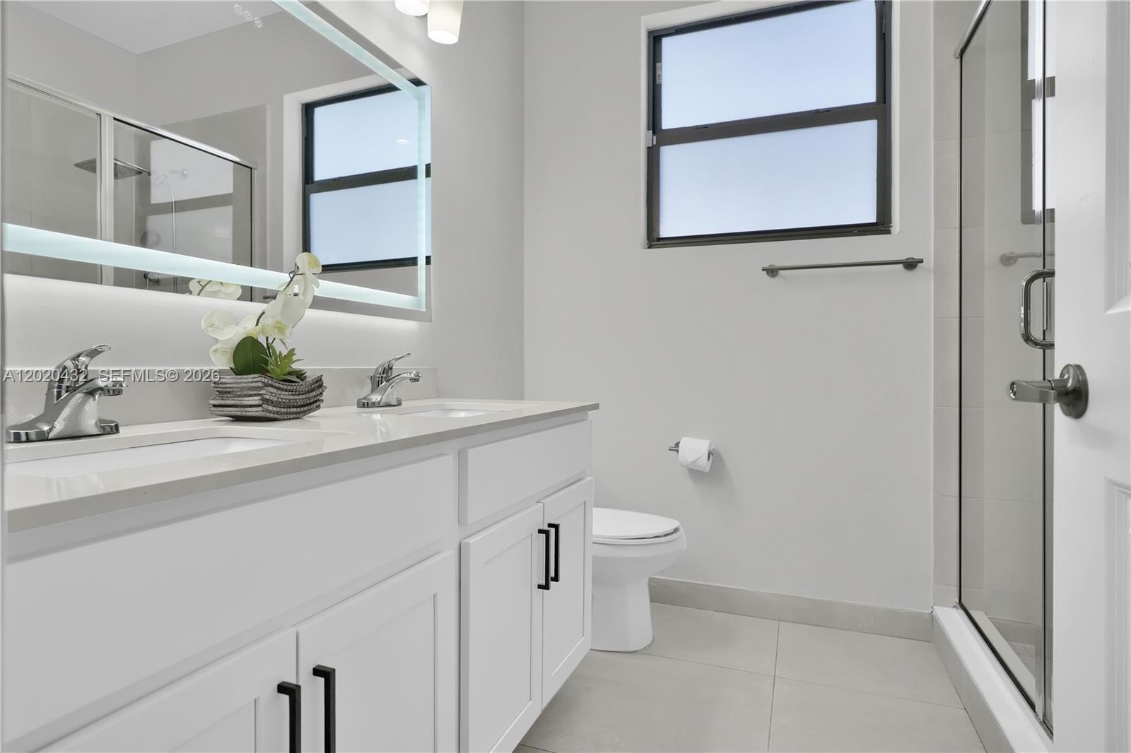 SOUTH MIAMI LAKES - Residential