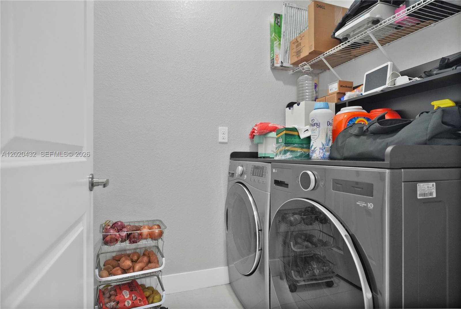 SOUTH MIAMI LAKES - Residential