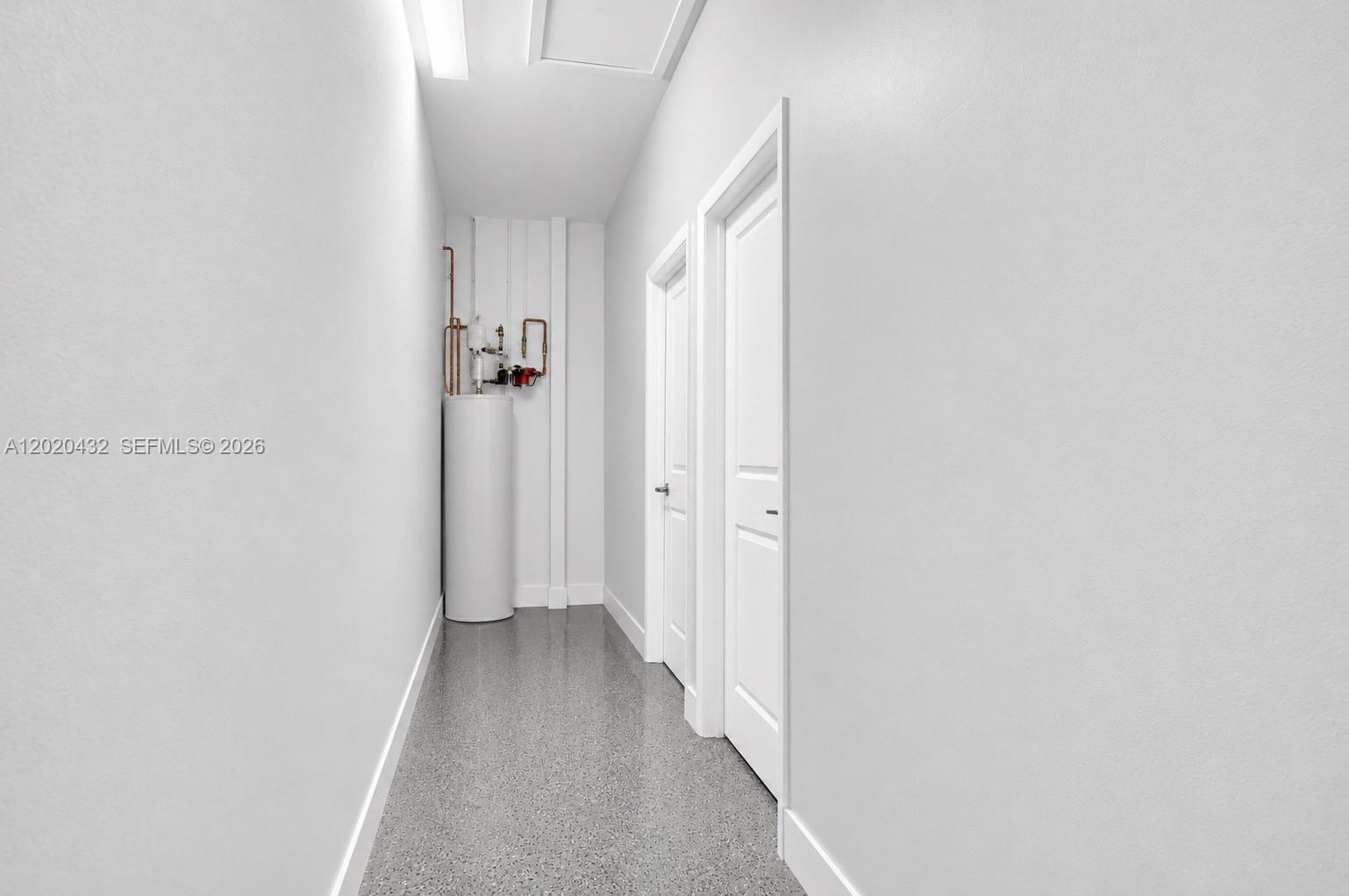SOUTH MIAMI LAKES - Residential