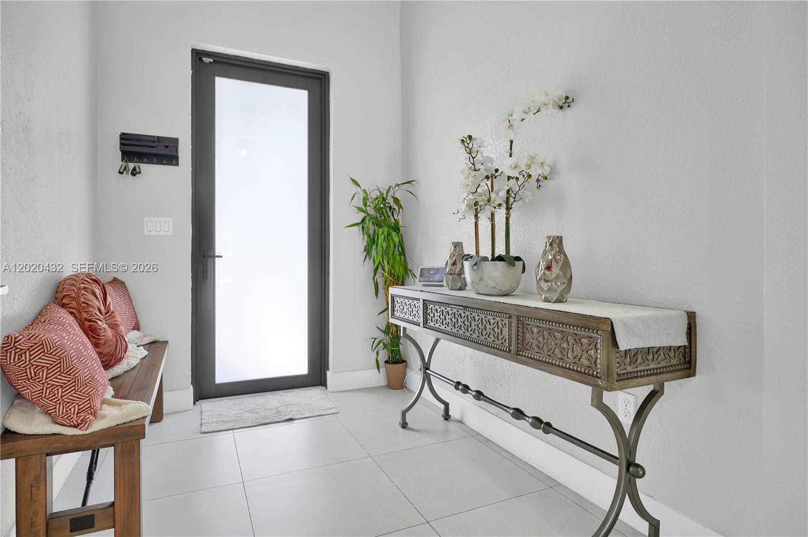 SOUTH MIAMI LAKES - Residential