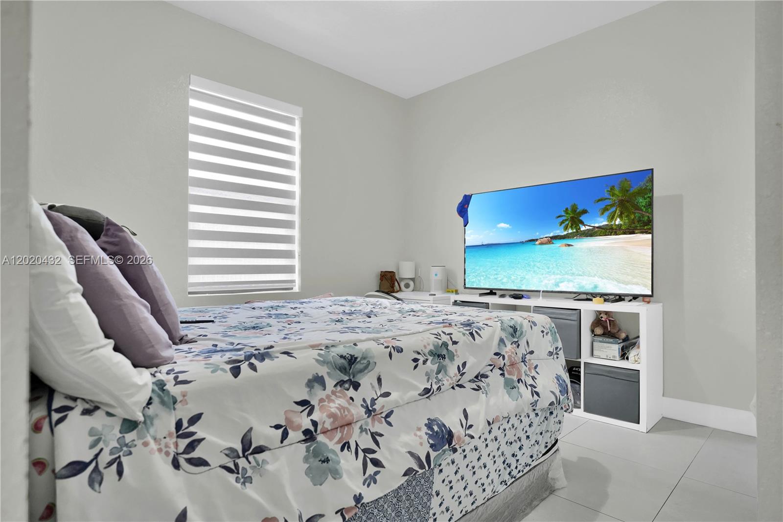 SOUTH MIAMI LAKES - Residential