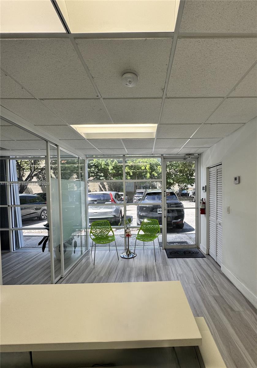 Industrial/flex space available totaling 2,670 SF. The property includes approximately 1,300 SF of office build-out featuring reception area, three private offices, dedicated conference room and private bathroom. Ideal for companies requiring both operational warehouse space and professional office areas. 5 unreserved parking spaces.
Strategically located in the heart of Doral’s industrial district, the property benefits from excellent connectivity to major highways including the Florida Turnpike, SR-836 (Dolphin Expressway), and SR-826 (Palmetto Expressway), and is just minutes from Miami International Airport and the Port of Miami.
This space delivers the perfect balance of warehouse efficiency, office functionality, and accessibility in a prime Doral location.