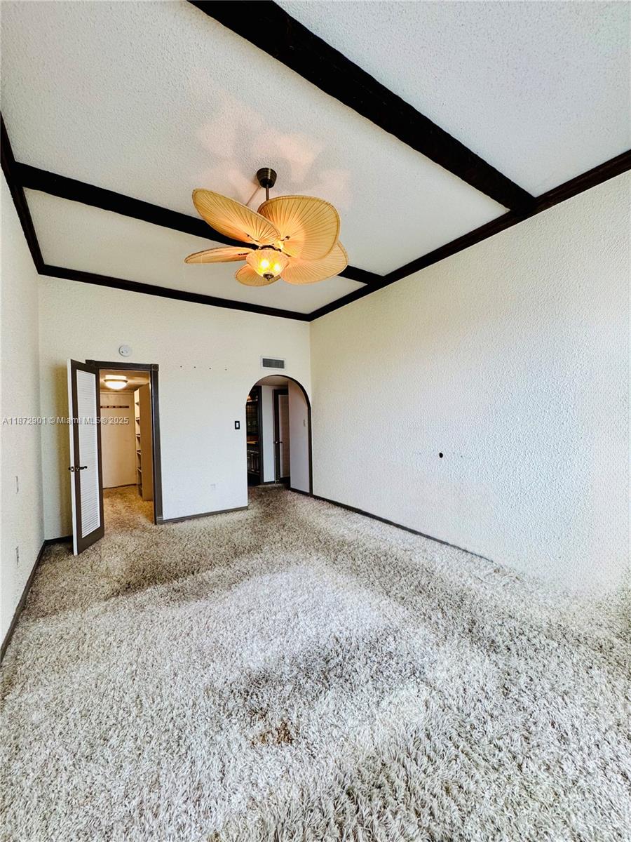 DEL PRADO - Residential