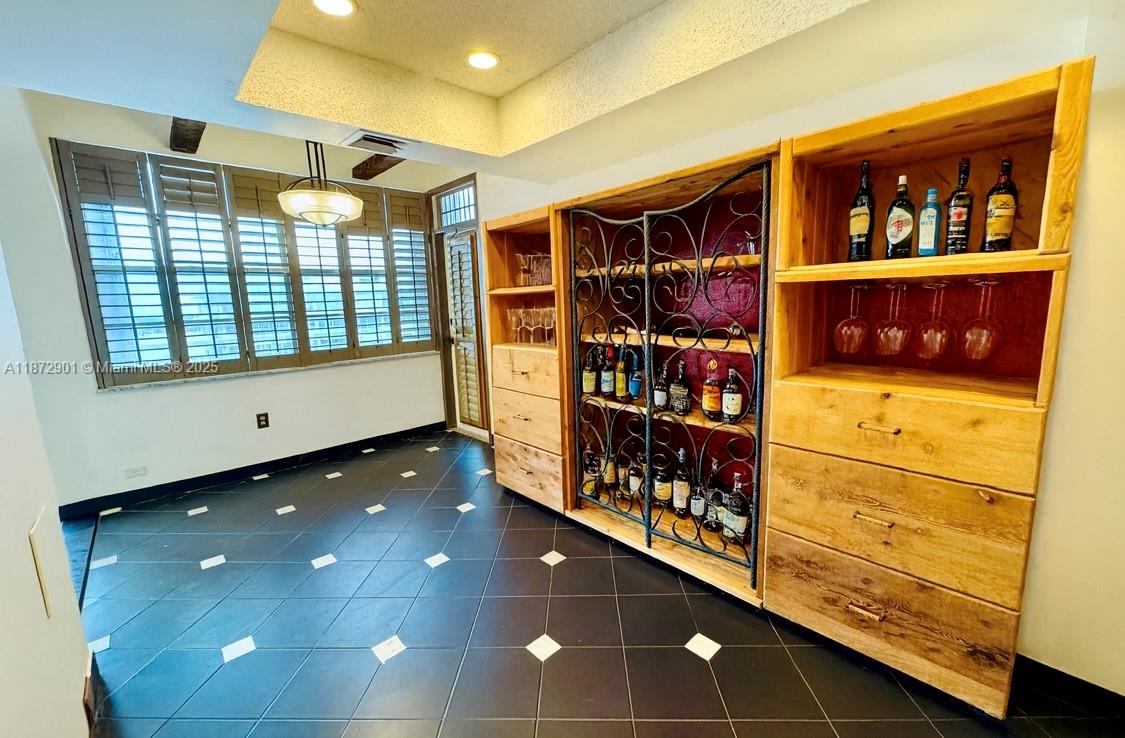 DEL PRADO - Residential