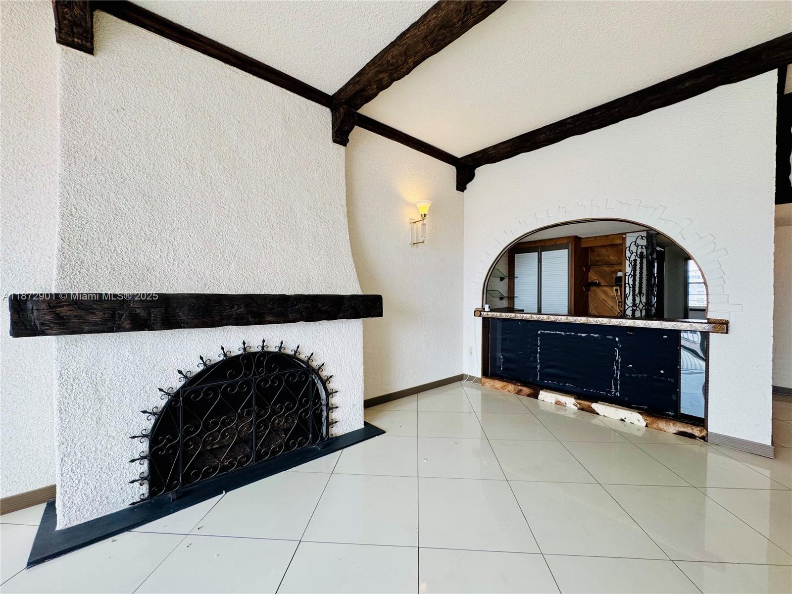 DEL PRADO - Residential