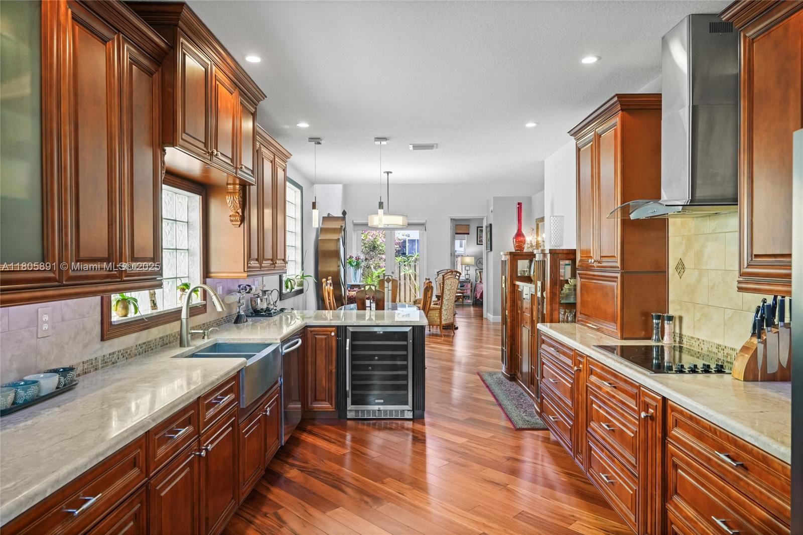 SAN MARINO VILLAGE - Residential