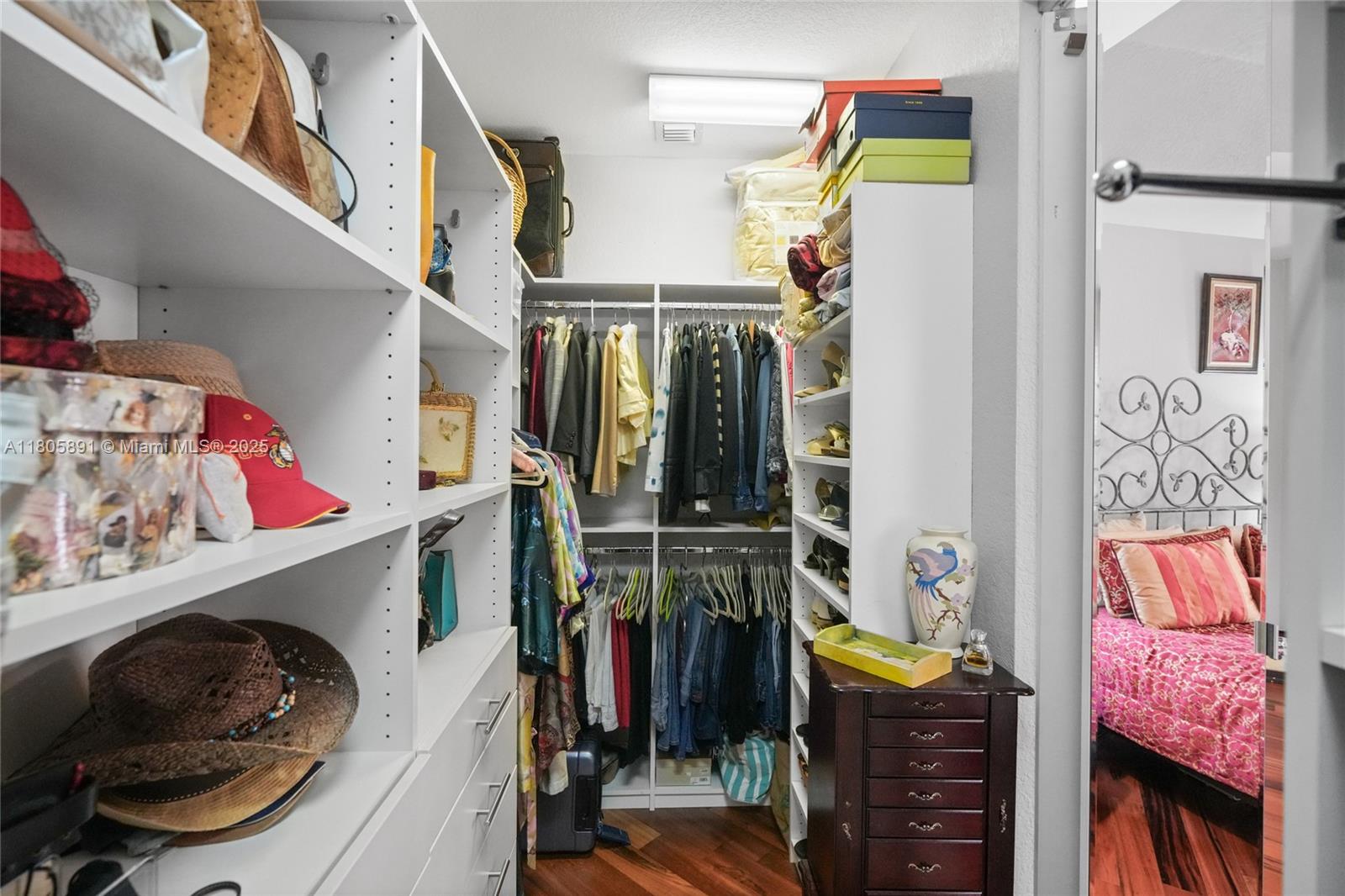 SAN MARINO VILLAGE - Residential