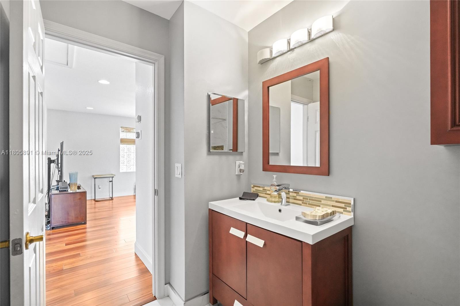 SAN MARINO VILLAGE - Residential