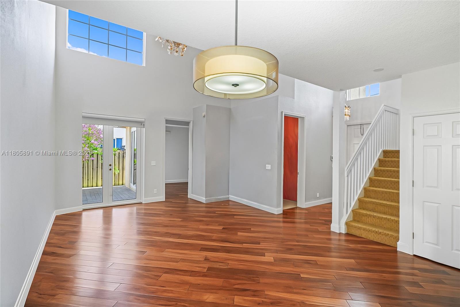 SAN MARINO VILLAGE - Residential