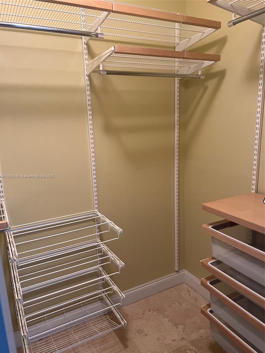 THE MINORCA CONDO - Residential