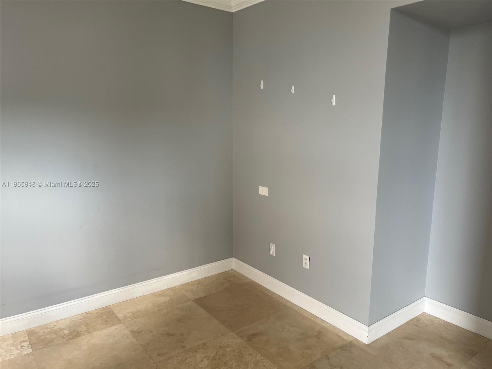 THE MINORCA CONDO - Residential